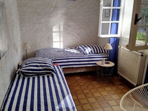 4 Schlafzimmer