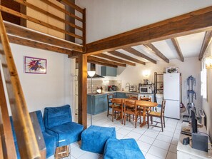 Interior - Ideal chalet in central Cauterets, 6-8 people, private parking (Cauterets)