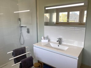 Hair dryer - House 250m from beach with WIFI in Trégastel (Trégastel)