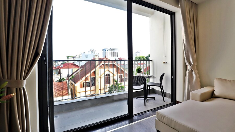 Luxe Paradise Suites Tay Ho