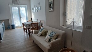 Billede uden beskrivelse, 2 af 28, knap