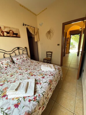 2 bedrooms, in-room safe, free WiFi, bed sheets