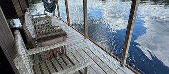 Beautiful river front studio with dock and adjacent boat ramp