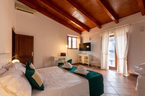 家庭公寓, 阳台, 城市景观 | 1 多间卧室、办公桌、笔记本电脑工作区、遮光窗帘