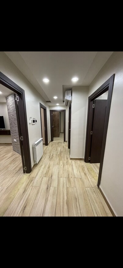 Apart secure 10 minutes from the beach