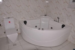 Economy Room, Balcony, City View | Bathroom - Aaliyah Royale Hotel  (Abuja)