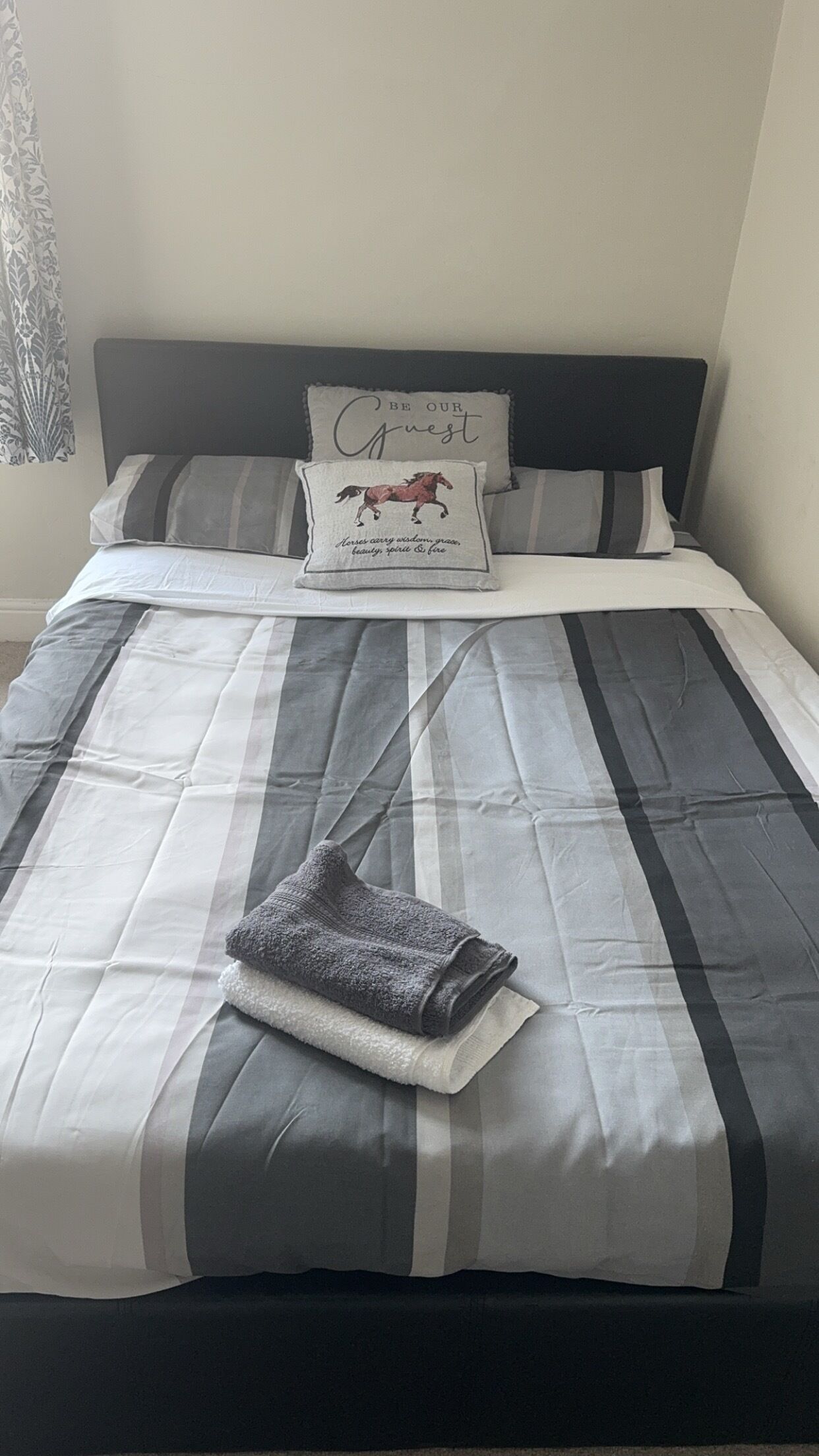 3 bedrooms, iron/ironing board, travel cot, free WiFi