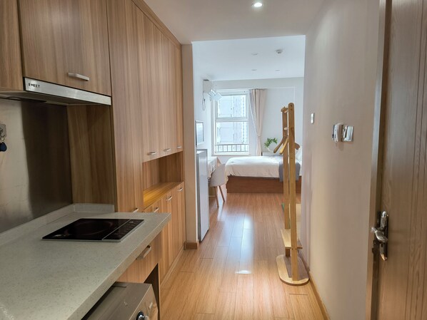 1 bedroom, WiFi, bed sheets - Sunnycove Homestay - Foreigners friendly! Local Guidebook provided :) (Qing Dao Shi)