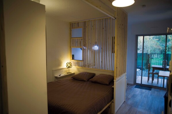 1 Schlafzimmer, Bügeleisen/Bügelbrett, kostenloses WLAN, Bettwäsche