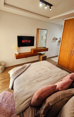 2 bedrooms, free WiFi, bed sheets