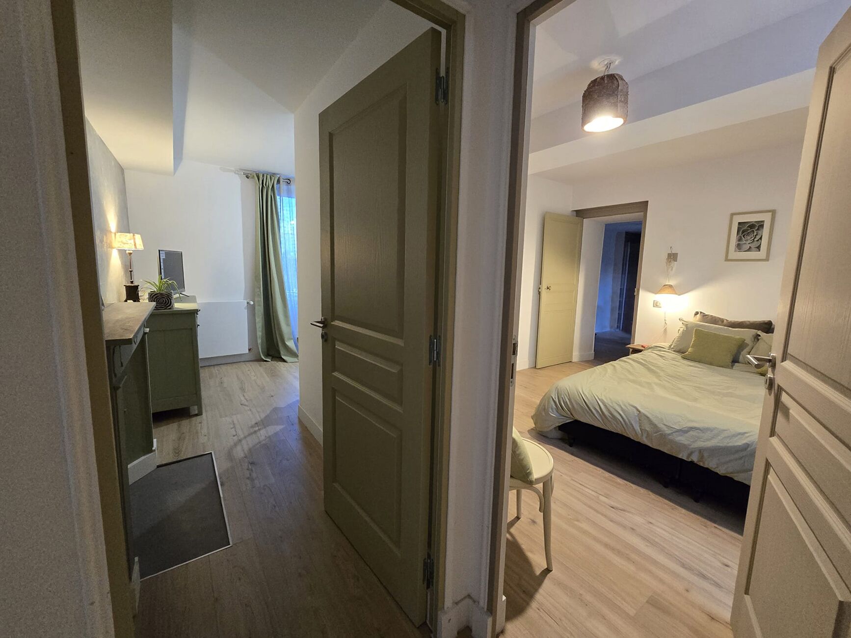 2 bedrooms, iron/ironing board, travel crib, free WiFi