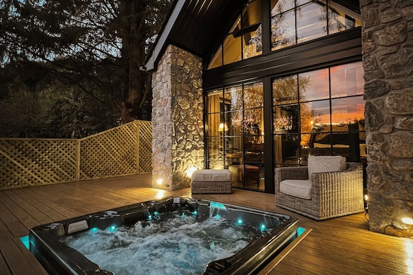 Sith Thicket | Terrace/patio