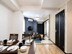 Unclassified image, 5 of 34, button - Randor Residence Tokyo Annex (Tokyo)