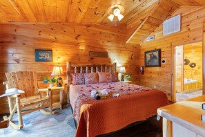 1 soverom, skrivebord, strykejern/-brett og wi-fi (inkludert)