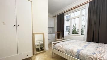 2 bedrooms, free WiFi