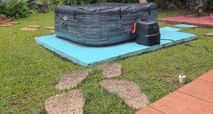 Charming 2-bedroom Apartment with Jacuzzi, AC, WiFi in Monte Grande