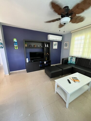 Charming 2-bedroom Apartment with Jacuzzi, AC, WiFi in Monte Grande