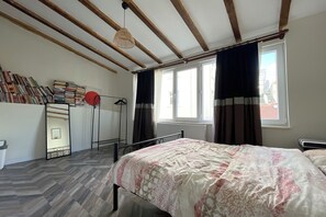 2 bedrooms, in-room safe, blackout drapes, iron/ironing board - 2BR 2Bath with Balcony Near Nişantaşı and Taksim #5 (Istanbul)