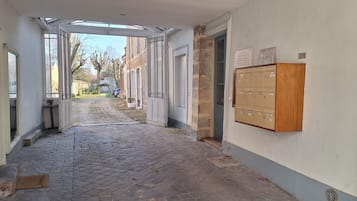 Enceinte de lâhĂ©bergement