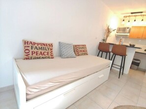 1 chambre, draps fournis