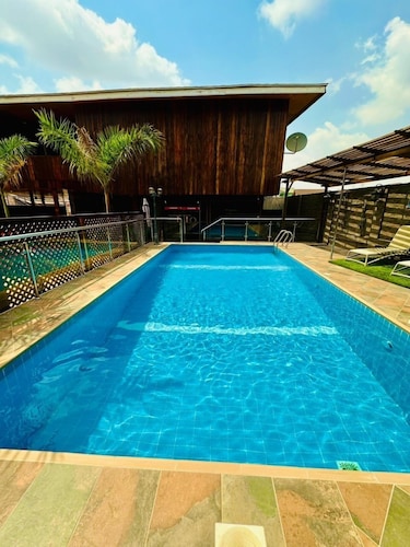 Golden Crystal Hotel