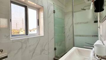 Comfort Room, Balcony | Bathroom | Towels, soap, shampoo, toilet paper