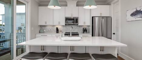 Microwave, oven, stovetop, dishwasher