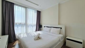 2 bedrooms, iron/ironing board, WiFi