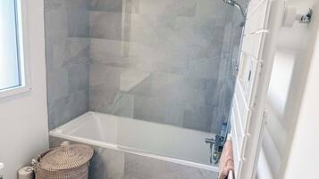 Towels, soap, toilet paper