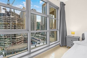 2 室のベッドルーム、アイロン / アイロン台、WiFi、ベッドシーツ
