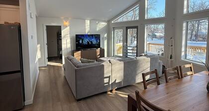 Lake Winnipeg Retreat in Matlock, MB