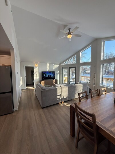 Lake Winnipeg Retreat in Matlock, MB