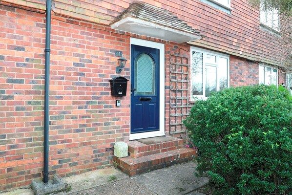 Exterior detail - Hassocks Hideaway with Parking & Garden (Hassocks)