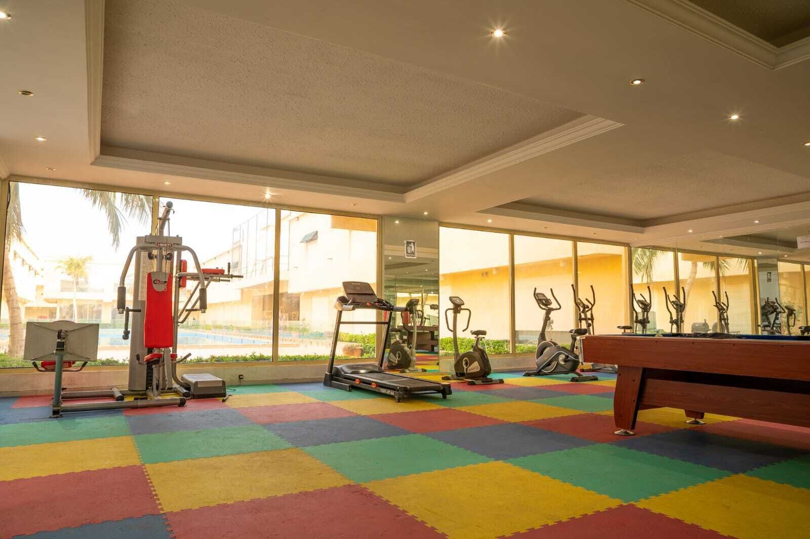 Suite, Kitchenette, Partial Sea View | Terrace/patio