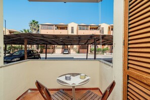 Classic Studio, 1 Double Bed with Sofa bed, Balcony | Terrace/patio - Studio's Pavese (Olbia)