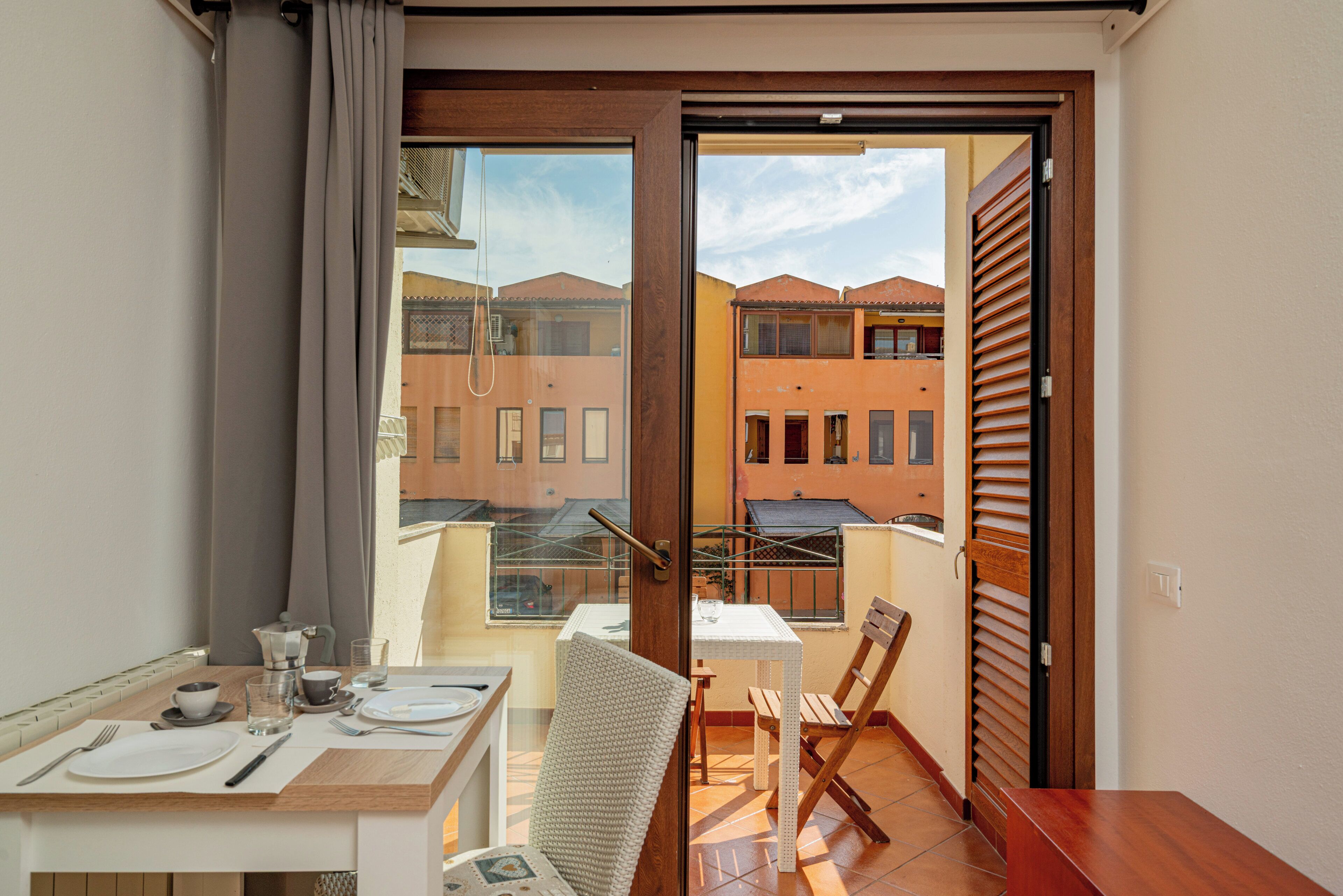 Monolocale Classic, 1 letto matrimoniale con divano letto, balcone | Esterni