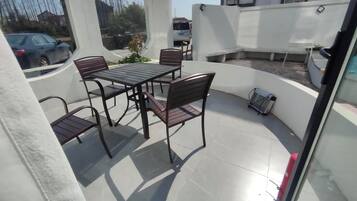 Comfort Quadruple Room | Terrace/patio