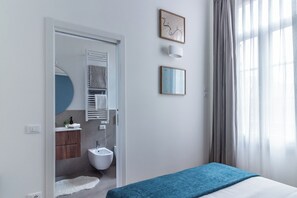 1 habitación, tabla de planchar con plancha, wifi gratis y ropa de cama