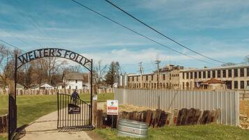 Enceinte de lâhĂ©bergement