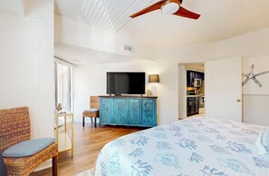 1 bedroom, iron/ironing board, free WiFi, bed sheets