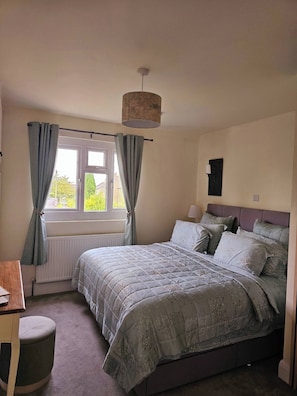 House, 3 Bedrooms, Accessible | 3 bedrooms - The Sweetbriar Cottage3 Bedroom House in Leeds (Leeds)