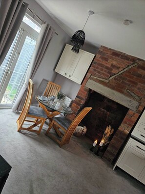 House, 3 Bedrooms, Accessible | Dining room
