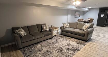 Cozy 1-bedroom apartment located right outside of Quincy, IL.