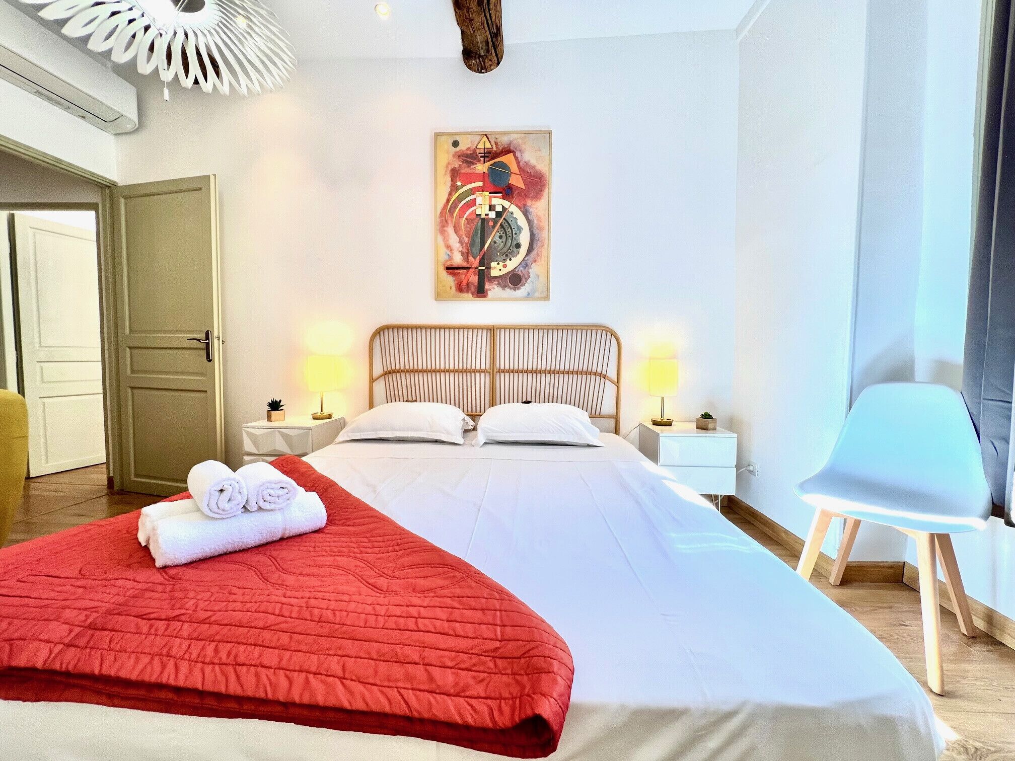 3 chambres, fer et planche à repasser, Wi-Fi gratuit, draps fournis