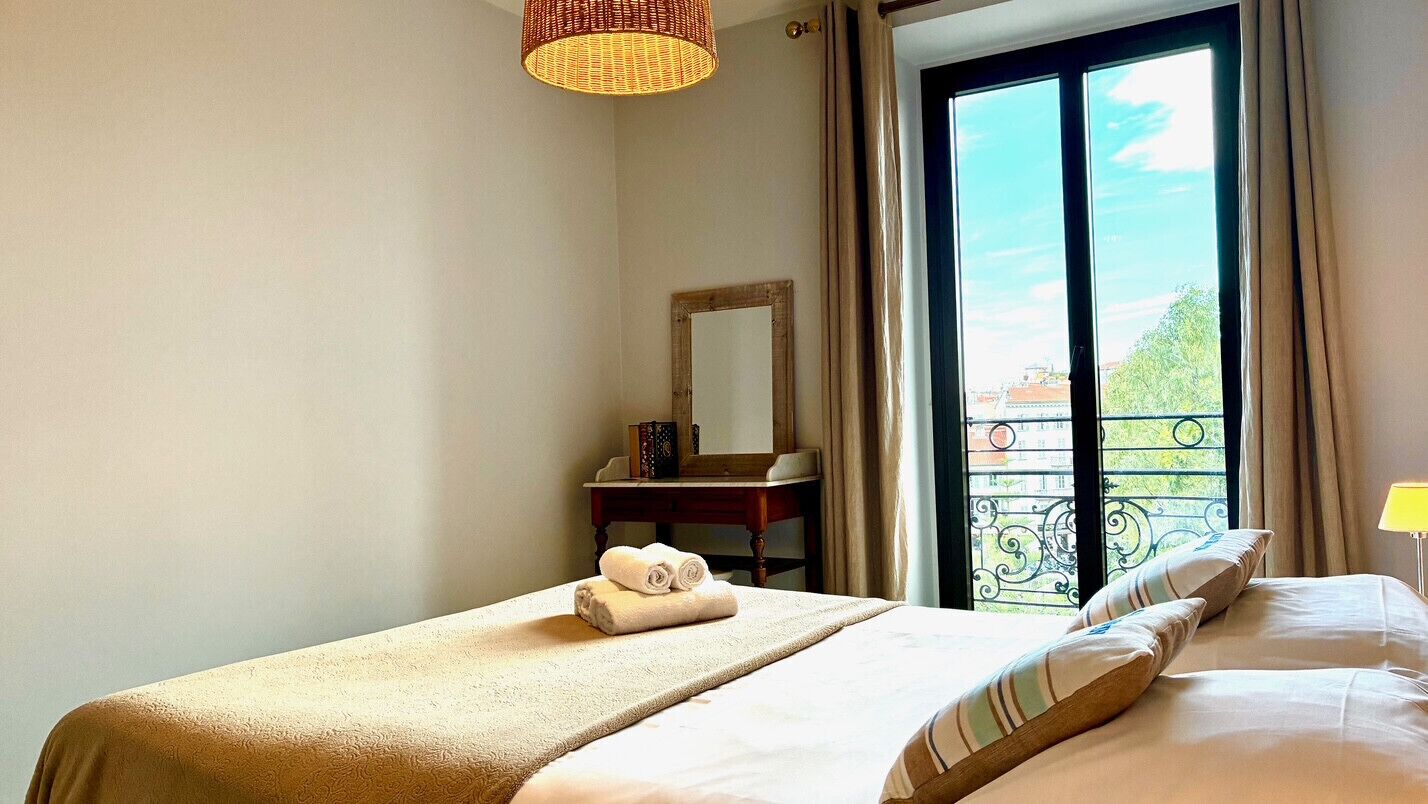 Bügeleisen/Bügelbrett, kostenloses WLAN, Bettwäsche