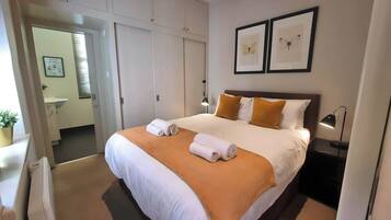 1 Schlafzimmer, Bügeleisen/Bügelbrett, WLAN