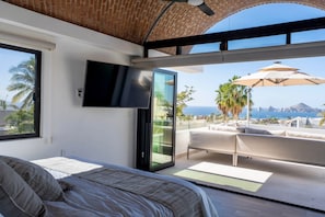 5 bedrooms, iron/ironing board, free WiFi, bed sheets - Perfect Villa in Cabo Bello: Pool, Jacuzzi, WiFi, Two Balconies, Private Beach (Cabo Bello)