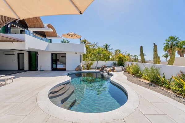Pool - Perfect Villa in Cabo Bello: Pool, Jacuzzi, WiFi, Two Balconies, Private Beach (Cabo Bello)