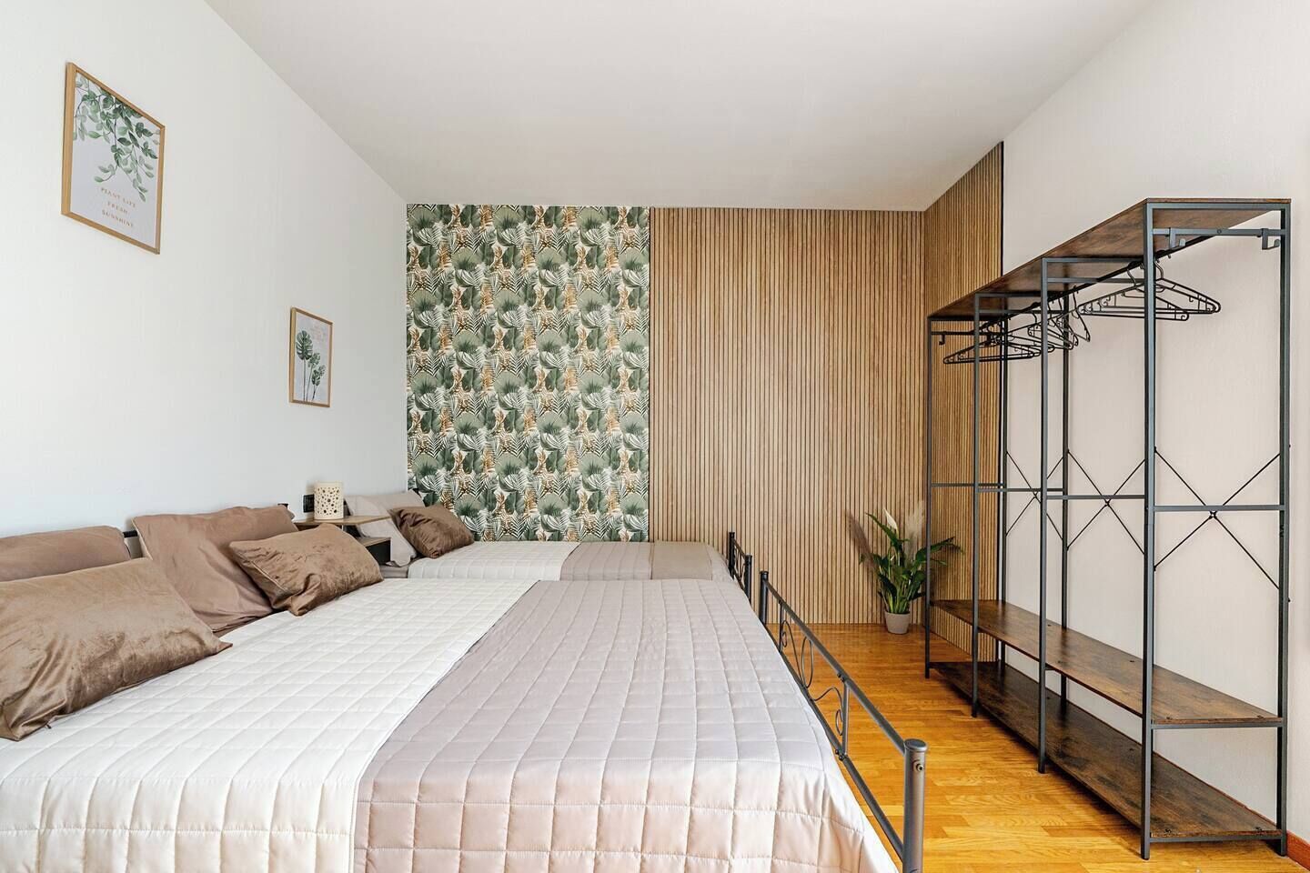 1 Schlafzimmer, Reisekinderbett, kostenloses WLAN, Bettwäsche