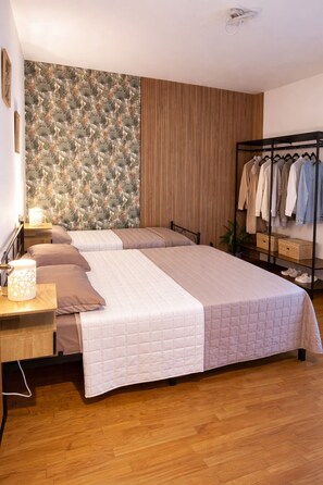 1 bedroom, travel crib, free WiFi, bed sheets - Venice Home perfect for Venice Airport free parking (Veneto)